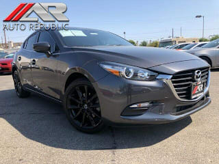 2018 Mazda Mazda3 Touring 3MZBN1L38JM261295 2018 Mazda Mazda3 Touring