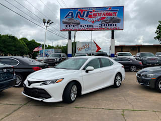 2019 Toyota Camry LE 4T1B11HK9KU770481 2019 Toyota Camry LE