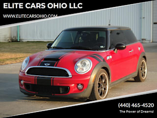 2011 MINI Cooper WMWSV3C58BTY21607 2011 MINI Cooper