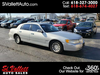 2000 Lincoln Town Car 1LNHM82W1YY788433 2000 Lincoln Town Car