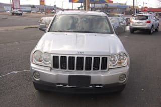 2005 Jeep Grand Cherokee 1J4GR48KX5C590807 2005 Jeep Grand Cherokee