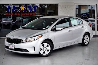 2017 Kia Forte LX 3KPFK4A77HE074672 2017 Kia Forte LX