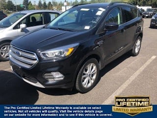 2017 Ford Escape SE 1FMCU9GD1HUC39300 2017 Ford Escape SE