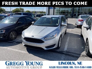 2018 Ford Focus SE 1FADP3K24JL262073 2018 Ford Focus SE