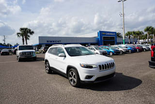 2019 Jeep Cherokee 1C4PJLDB6KD324896 2019 Jeep Cherokee