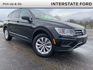 2018 Volkswagen Tiguan 2.0T SE 4Motion 3VV2B7AX8JM142121 2018 Volkswagen Tiguan 2.0T SE 4Motion