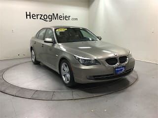 2010 BMW 5 Series 528i xDrive WBANV1C58AC445541 2010 BMW 5 Series 528i xDrive