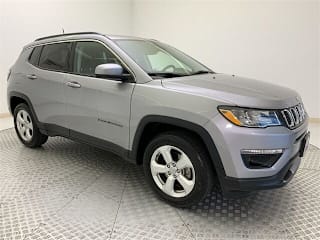 2018 Jeep Compass Latitude 3C4NJCBB7JT137301 2018 Jeep Compass Latitude