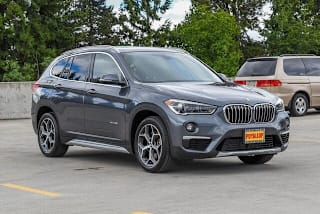 2017 BMW X1 xDrive28i WBXHT3C31H5F73043 2017 BMW X1 xDrive28i