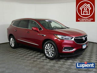 2018 Buick Enclave Essence 5GAEVAKW8JJ212365 2018 Buick Enclave Essence