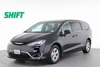 2018 Chrysler Pacifica Hybrid Touring Plus 2C4RC1H74JR230377 2018 Chrysler Pacifica Hybrid Touring Plus
