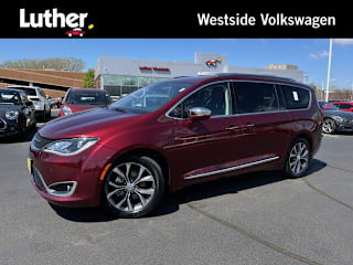 2017 Chrysler Pacifica Limited 2C4RC1GG0HR703526 2017 Chrysler Pacifica Limited