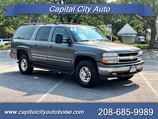 2002 Chevrolet Suburban 2500 LT 3GNGK26G82G227645 2002 Chevrolet Suburban 2500 LT