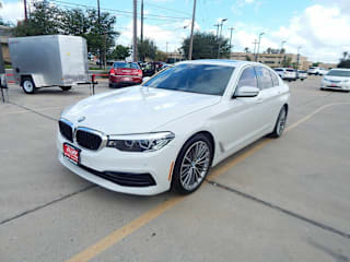 2019 BMW 5 Series 530i WBAJA5C55KWW41678 2019 BMW 5 Series 530i