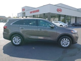 2019 Kia Sorento LX 5XYPG4A30KG550449 2019 Kia Sorento LX