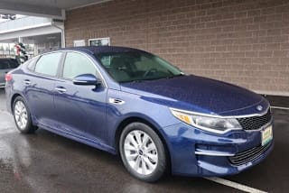 2016 Kia Optima LX 5XXGT4L31GG004795 2016 Kia Optima LX