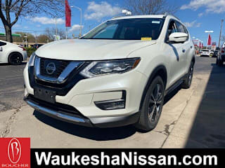2017 Nissan Rogue SL 5N1AT2MV0HC745138 2017 Nissan Rogue SL