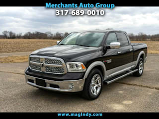 2015 Ram Pickup 1500 1C6RR7VM4FS597949 2015 Ram Pickup 1500