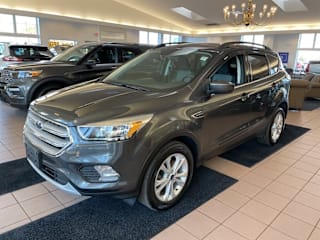 2018 Ford Escape SE 1FMCU9GDXJUB34180 2018 Ford Escape SE