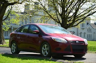2014 Ford Focus SE 1FADP3F28EL438705 2014 Ford Focus SE