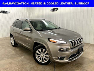 2017 Jeep Cherokee Overland 1C4PJMJS5HW646324 2017 Jeep Cherokee Overland