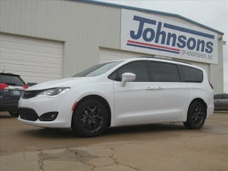 2018 Chrysler Pacifica Limited 2C4RC1GG4JR172563 2018 Chrysler Pacifica Limited