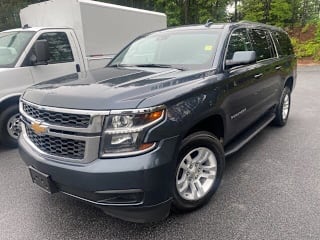 2019 Chevrolet Suburban LT 1500 1GNSKHKC3KR333968 2019 Chevrolet Suburban LT 1500