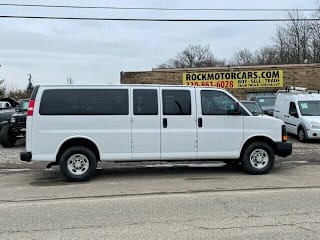 2008 Chevrolet Express Passenger LS 3500 1GAHG39K581209785 2008 Chevrolet Express Passenger LS 3500