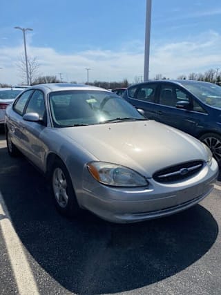 2001 Ford Taurus 1FAHP55S91G143985 2001 Ford Taurus