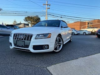 2010 Audi S5 3.0T quattro Prestige WAUVGAFH1AN017346 2010 Audi S5 3.0T quattro Prestige