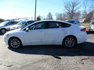2017 Ford Fusion SE 3FA6P0H74HR243769 2017 Ford Fusion SE