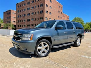 2010 Chevrolet Suburban LT 1500 1GNUKJE33AR278397 2010 Chevrolet Suburban LT 1500