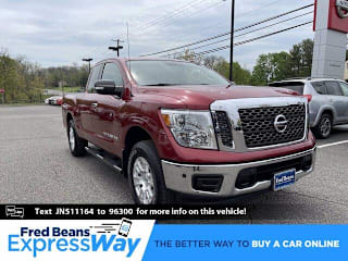2018 Nissan Titan SV 1N6AA1C58JN511164 2018 Nissan Titan SV
