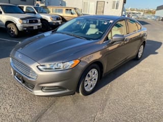 2013 Ford Fusion S 3FA6P0G71DR304944 2013 Ford Fusion S