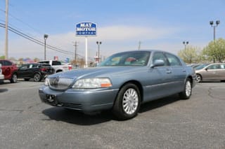 2004 Lincoln Town Car Signature 1LNHM81W34Y617937 2004 Lincoln Town Car Signature