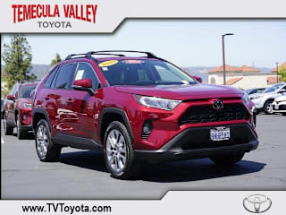 2020 Toyota RAV4 XLE Premium JTMA1RFV9LD051213 2020 Toyota RAV4 XLE Premium