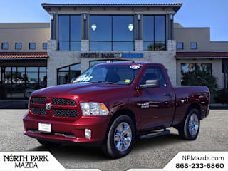 2018 Ram Pickup 1500 Express 3C6JR6AG4JG248734 2018 Ram Pickup 1500 Express