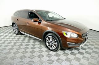 2018 Volvo V60 Cross Country YV440MWK2J2053545 2018 Volvo V60 Cross Country