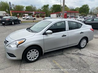 2019 Nissan Versa 3N1CN7AP2KL870697 2019 Nissan Versa