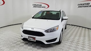 2016 Ford Focus SE 1FADP3F22GL303092 2016 Ford Focus SE