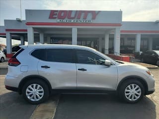 2017 Nissan Rogue JN8AT2MT2HW142438 2017 Nissan Rogue