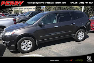 2015 Chevrolet Traverse LS 1GNKRFED3FJ156153 2015 Chevrolet Traverse LS