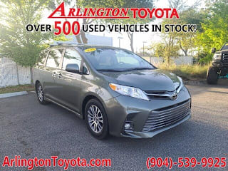 2018 Toyota Sienna 5TDYZ3DC8JS913702 2018 Toyota Sienna