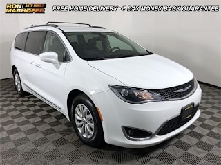 2018 Chrysler Pacifica Touring L 2C4RC1BG0JR351612 2018 Chrysler Pacifica Touring L