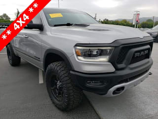 2019 Ram Pickup 1500 1C6SRFLT2KN719352 2019 Ram Pickup 1500