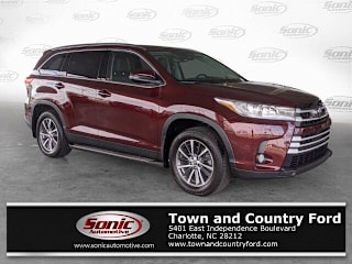 2019 Toyota Highlander XLE 5TDJZRFH9KS737273 2019 Toyota Highlander XLE