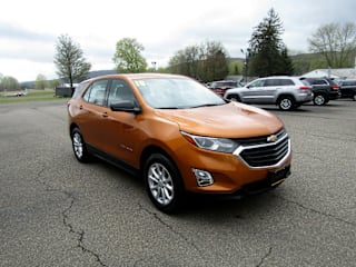 2018 Chevrolet Equinox LS 2GNAXREV6J6214774 2018 Chevrolet Equinox LS