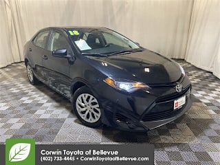 2018 Toyota Corolla LE 5YFBURHE8JP824305 2018 Toyota Corolla LE