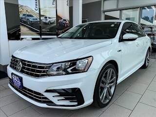 2018 Volkswagen Passat 1VWAA7A35JC040316 2018 Volkswagen Passat