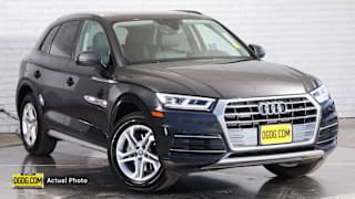 2018 Audi Q5 2.0T quattro Premium Plus WA1BNAFY0J2210112 2018 Audi Q5 2.0T quattro Premium Plus